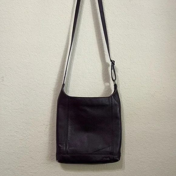 The Sak De Young Crossbody in Leather, Aubergine lightly used with light wear - Picture 2 of 11